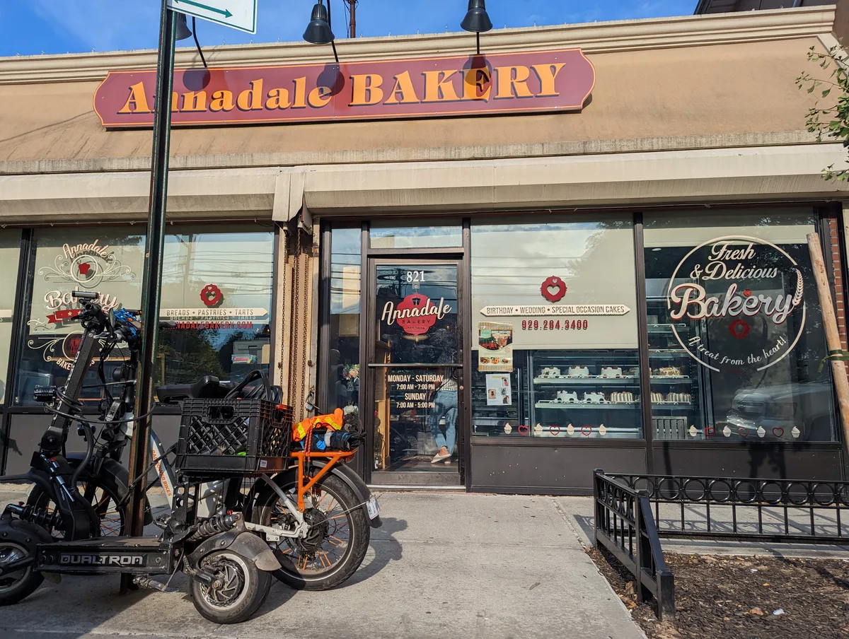 Annadale Bakery business photo