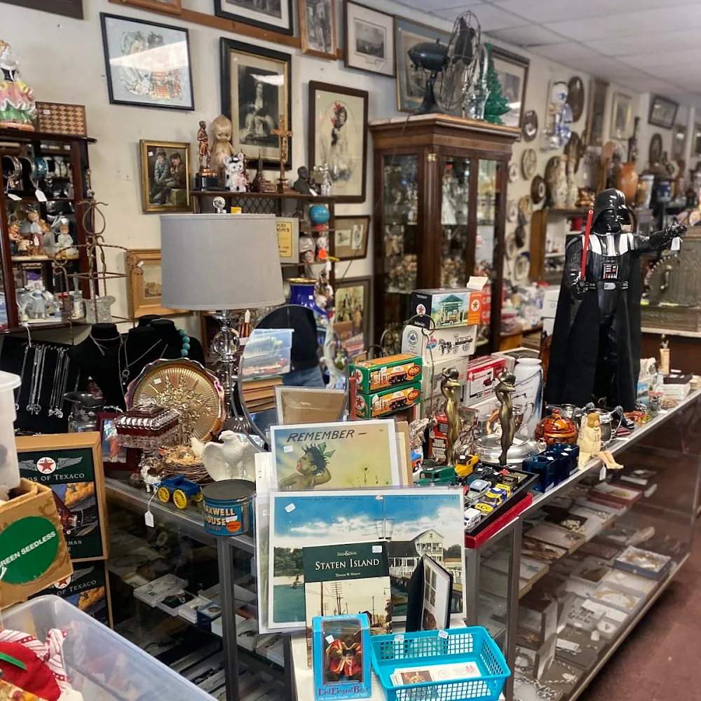 Grant City Antiques business photo