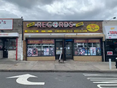 Majors Records & Video, Google photo 3