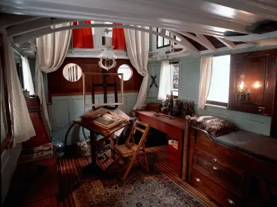 The Noble Maritime Collection, Google photo 1