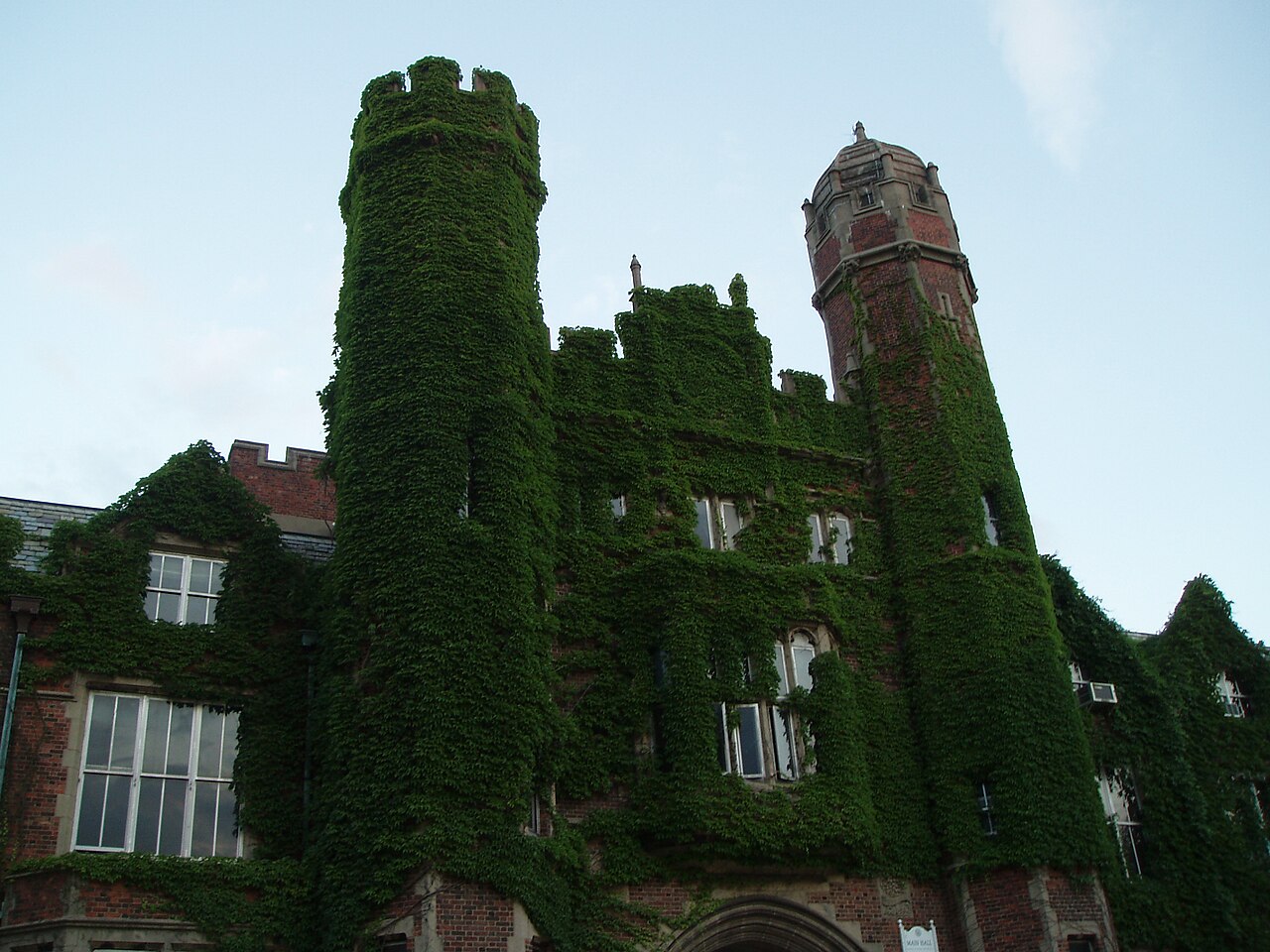 Main Hall in Ivy Wagner College